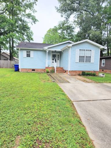 Main picture of 284 Burnetts Way