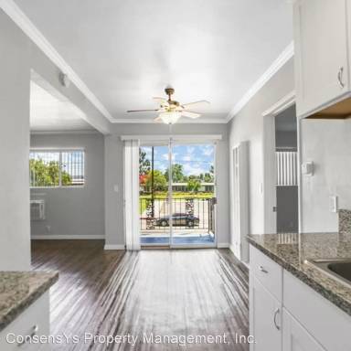 Main picture of 1011 W Cypress St