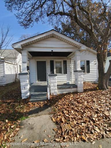 Main picture of 1102 S Harlan Ave