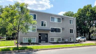 Main picture of 727 13th Ave SE