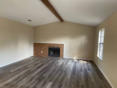 Main picture of 5706 Green Hill Ct
