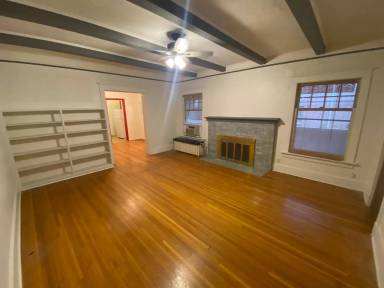 Main picture of 1905 C St