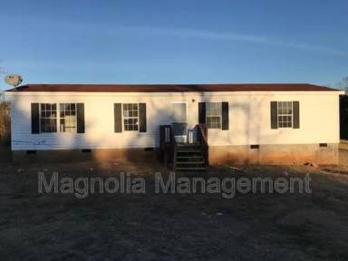 Main picture of 303 Axtell Ridgeway Rd