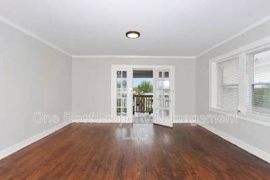 Main picture of 3223-3225 E 8th St. - 2W