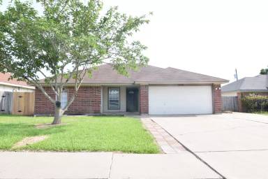 Main picture of 3408 Warfield Dr