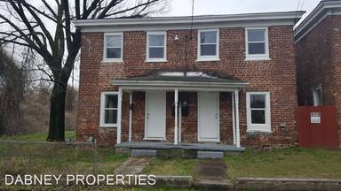 Main picture of 699 Harding St