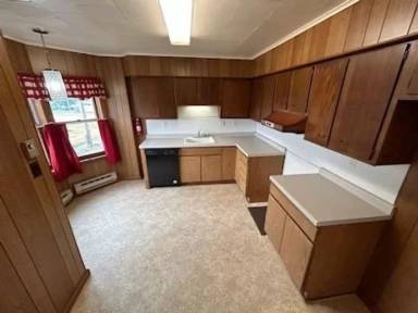 Main picture of 418 W Main St