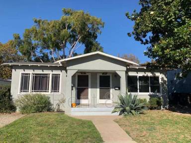 Main picture of 45 Barry Dr