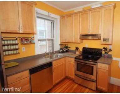 Main picture of 93 Marion St