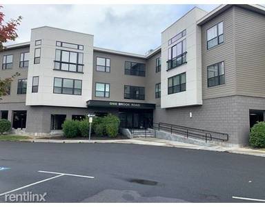Main picture of 1 Brook Rd