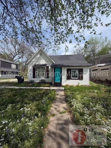 Main picture of 721 S Brookside Ave