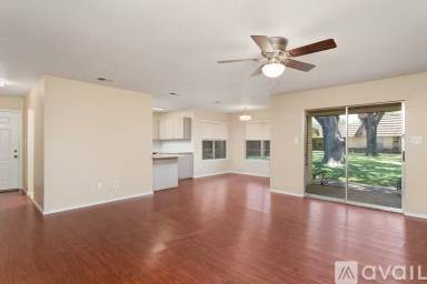 Main picture of 500 E El Rancho Ave