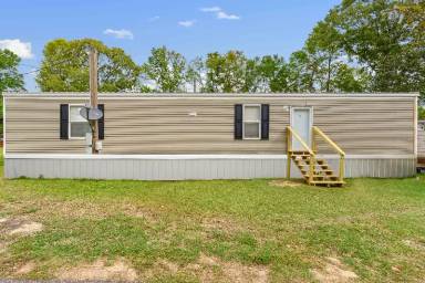 Main picture of Alexis Place Mobile Home Park