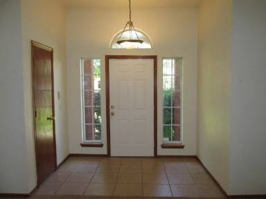 Main picture of 411 Park Dr