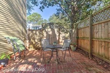 Main picture of 2908 Park Ave