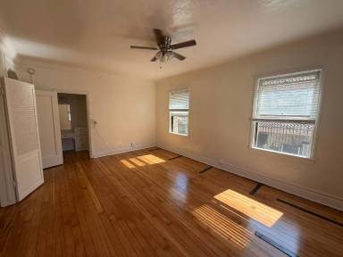 Main picture of 318 S Kingsley Dr