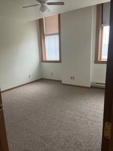 Main picture of 300 Cherry St