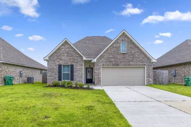 Main picture of 1834 Poeyfarre Dr