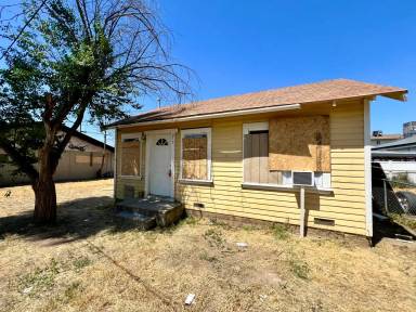 Main picture of 917 33rd St