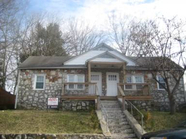 Main picture of 1020 High St