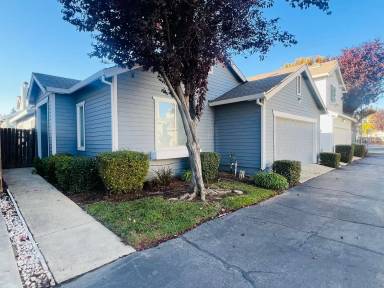 Main picture of 6457 Laguna Mirage Ln