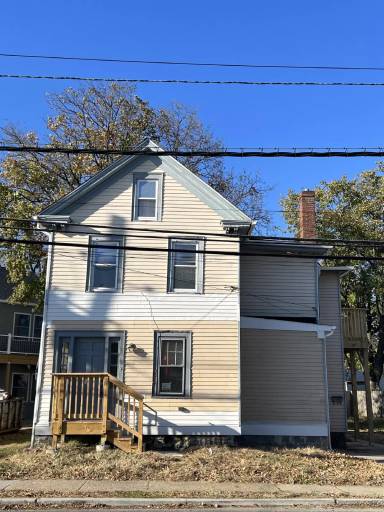 Main picture of 423 Salem Ave