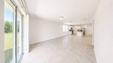 Main picture of 2404 White Tail St