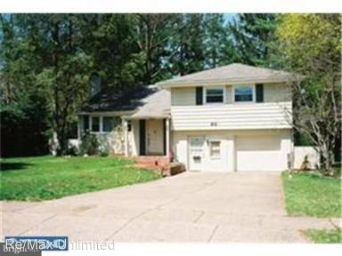 Main picture of 86 Kings Hwy N