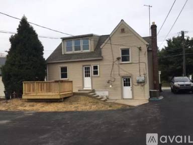 Main picture of 1205 Easton Rd
