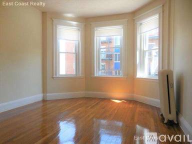 Main picture of 60 Woodstock Ave