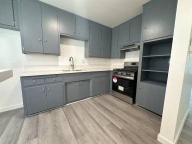 Main picture of 6665 Orange Ave