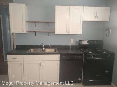 Main picture of 940 S Taylor Ave
