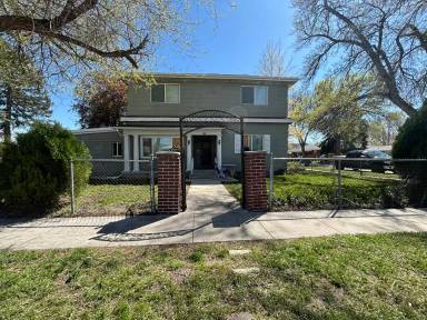 Main picture of 1161 S Blair St