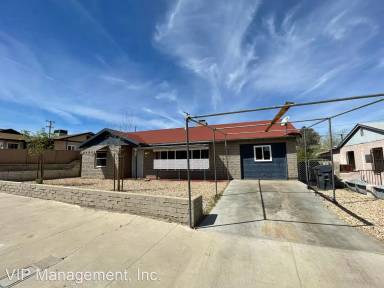Main picture of 804 S 2nd Ave