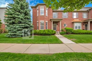 Main picture of 2129 Vanderbilt Rd