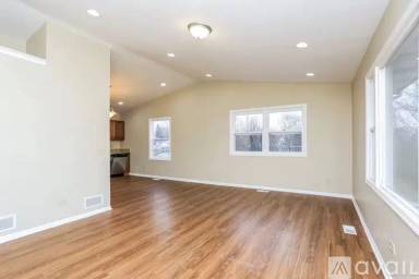 Main picture of 1410 Beverly Dr