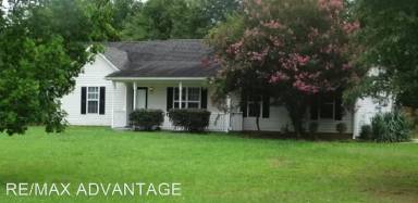 Main picture of 5606 Highway 81 E