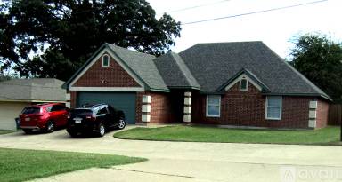 Main picture of 10880 Park Pl