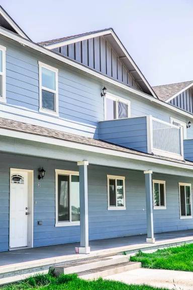 Main picture of 1805 W Marina Dr