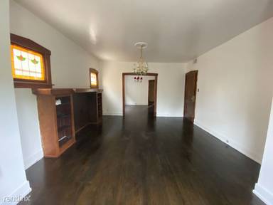 Main picture of 5011 N Lawndale Ave