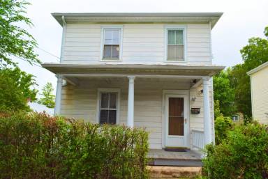 Main picture of 270 W Bruce St