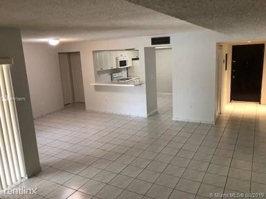 Main picture of 8933 SW 123rd Ct