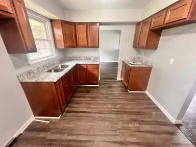 Main picture of 7527 Jamaica Dr