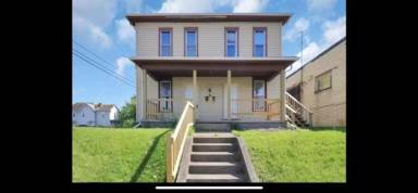 Main picture of 570 E Main St