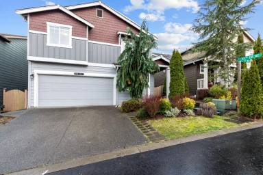 Main picture of 9302 12th St NE