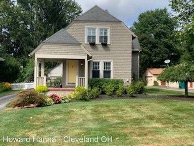 Main picture of 7096 Oak St