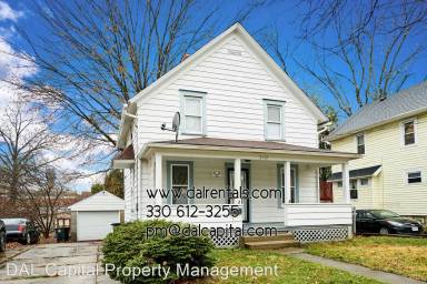 Main picture of 2132 12th St SW