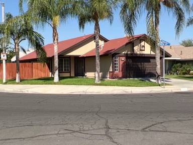 Main picture of 2448 Spectacular Bid St