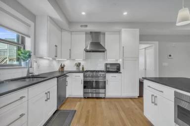 Main picture of 24 Rawson St