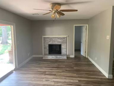 Main picture of 505 Emily Dr